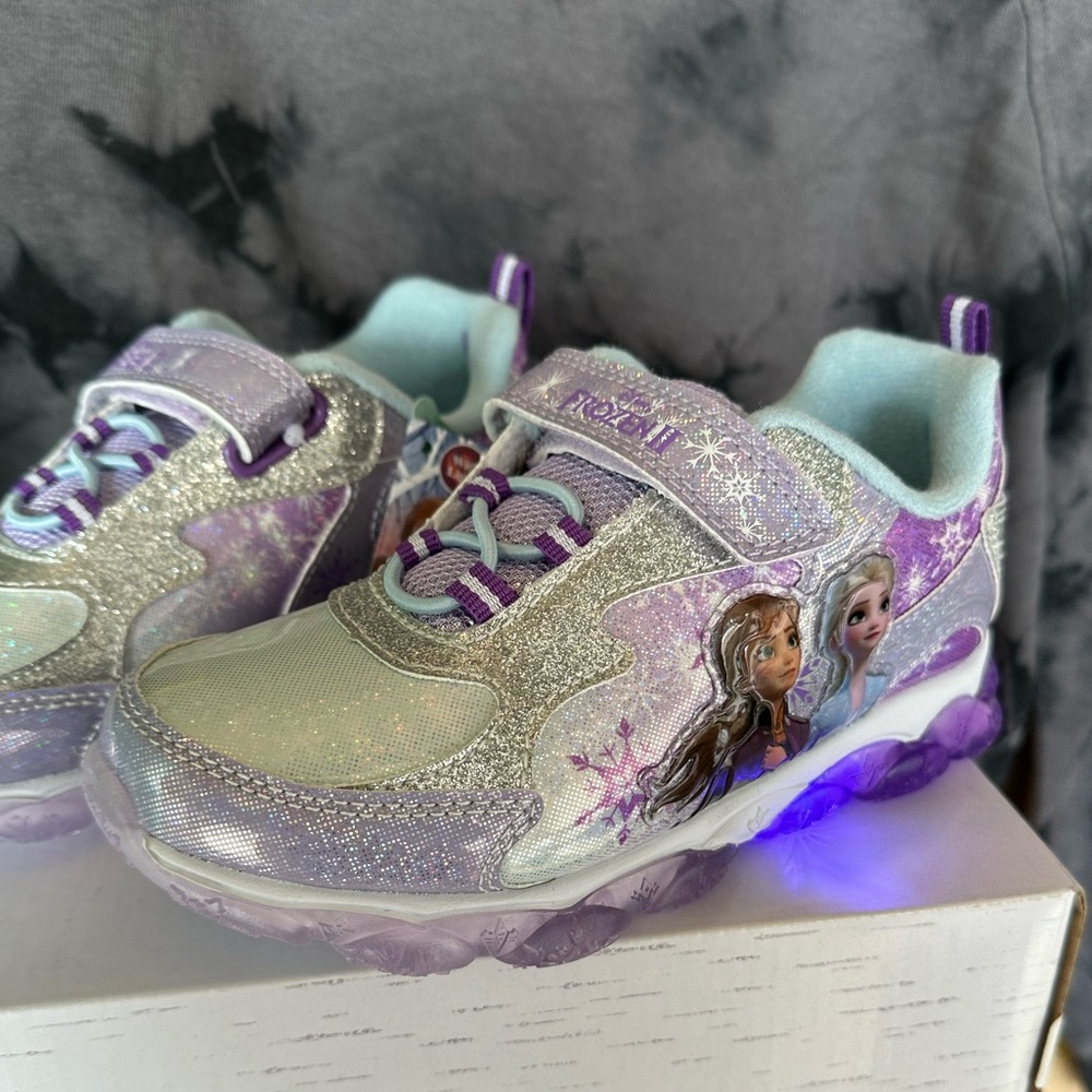 Frozen II light up girl shoes